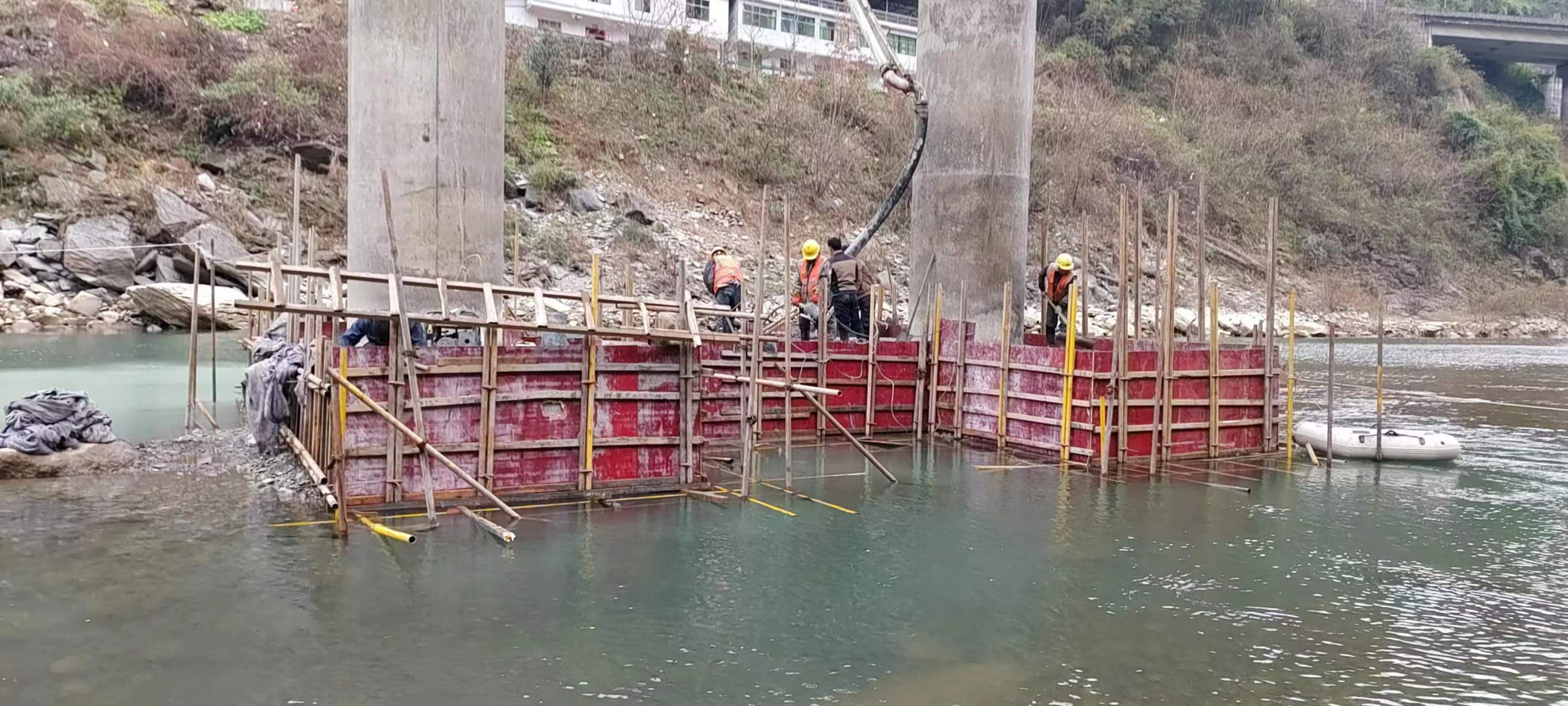 岳阳水利工程施工中堤坝渗漏原因以及防渗加固技术